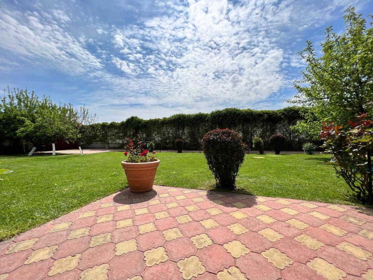 Villa Jardin - Novosel מראה חיצוני תמונה
